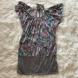 💰Daytrip flutter sleeve top